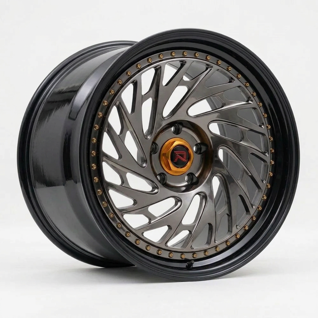 RZR LVI forged wheel — Smoked Chrome / Gloss Black