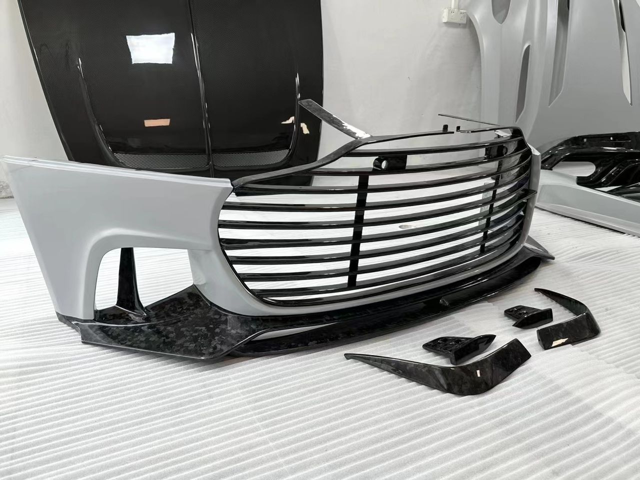 Carbon fiber body kit parts