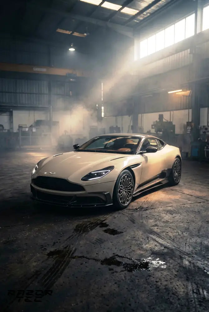 ASTON MARTIN DB11 CARBON AERO KIT
