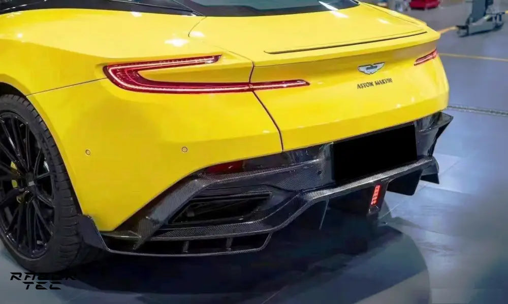 ASTON MARTIN DB11 CARBON AERO PARTS