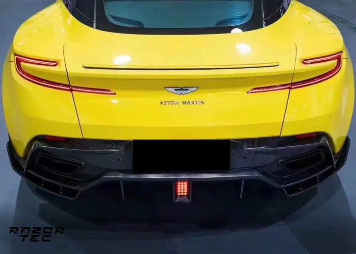 ASTON MARTIN DB11 CARBON AERO PARTS