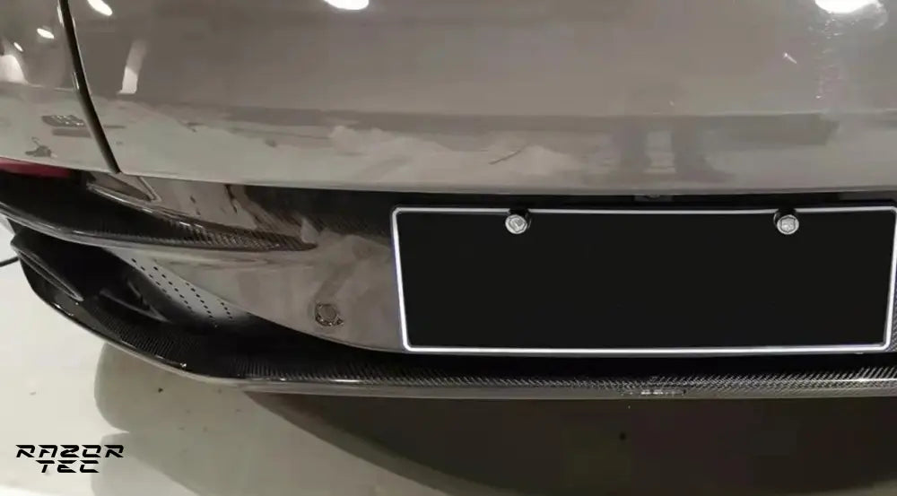 ASTON MARTIN DB11 OEM STYLE CARBON PARTS