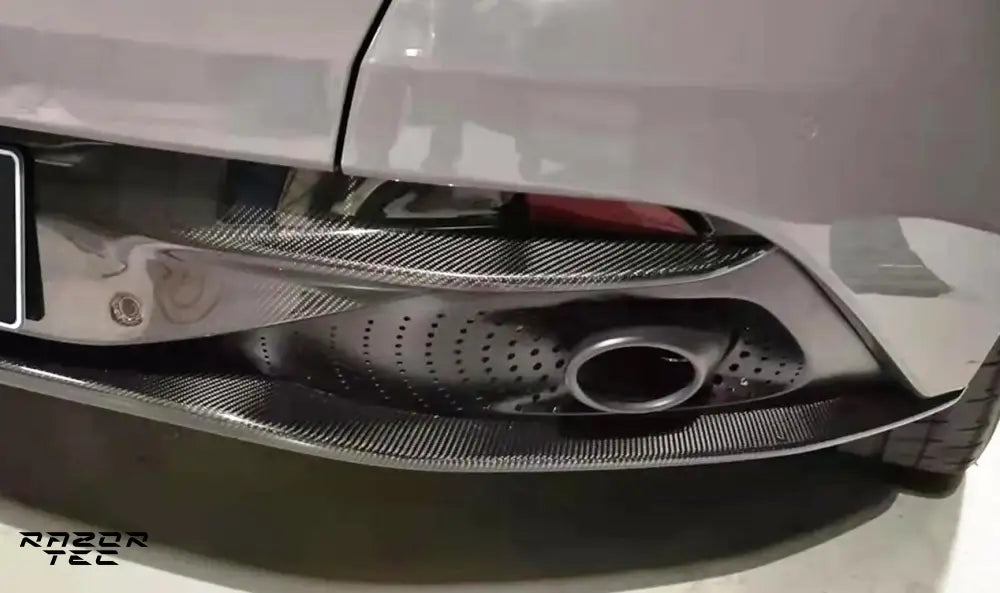 ASTON MARTIN DB11 OEM STYLE CARBON PARTS