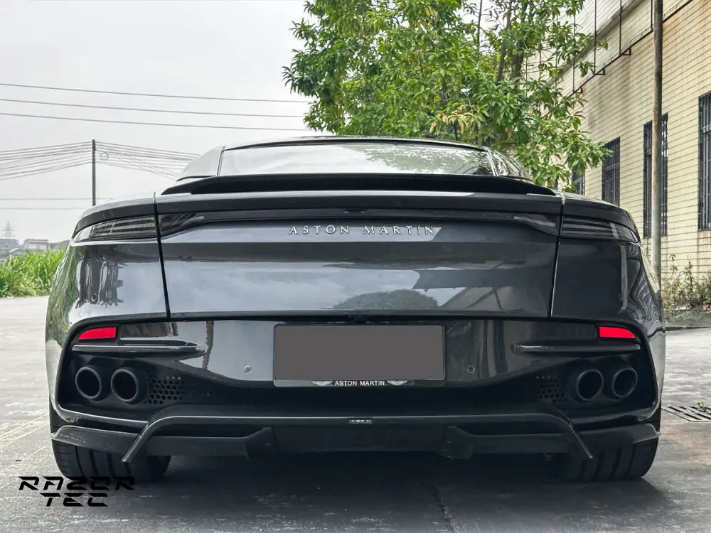 ASTON MARTIN DBS SUPERLEGGERA CARBON FIBER KIT