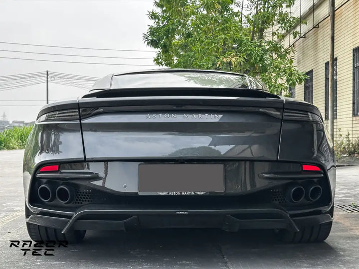 ASTON MARTIN DBS SUPERLEGGERA CARBON FIBER KIT