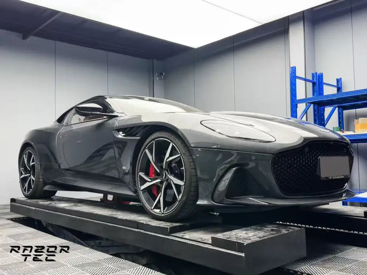 ASTON MARTIN DBS SUPERLEGGERA CARBON FIBER KIT
