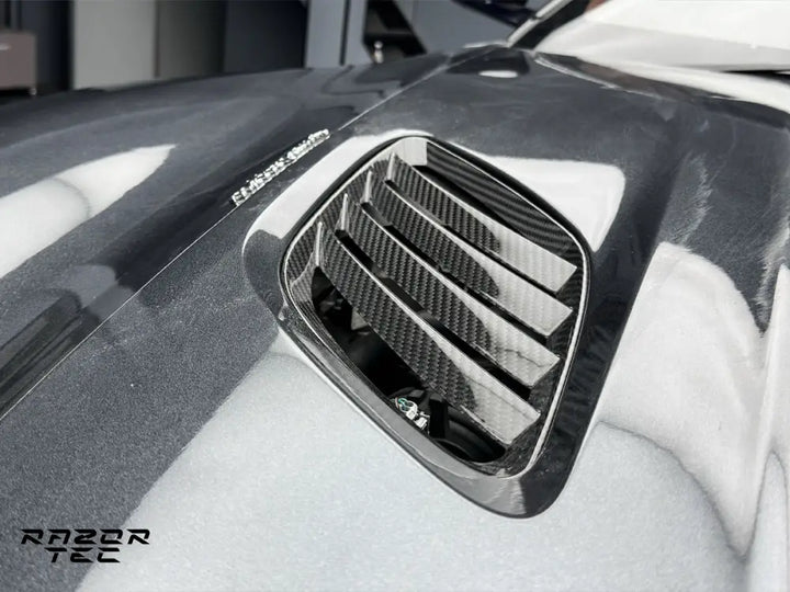 ASTON MARTIN DBS SUPERLEGGERA CARBON FIBER KIT