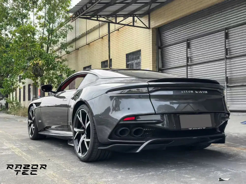 ASTON MARTIN DBS SUPERLEGGERA CARBON FIBER KIT