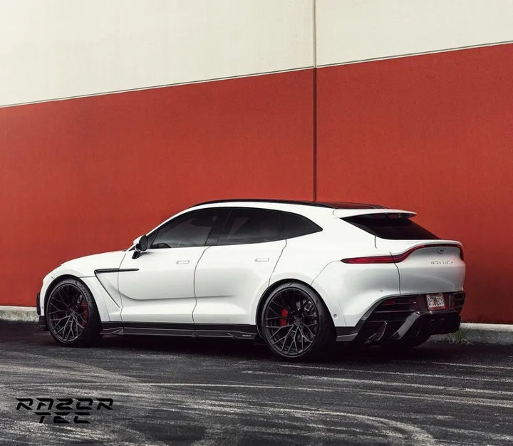 ASTON MARTIN DBX CARBON FIBER BODY KIT EVO