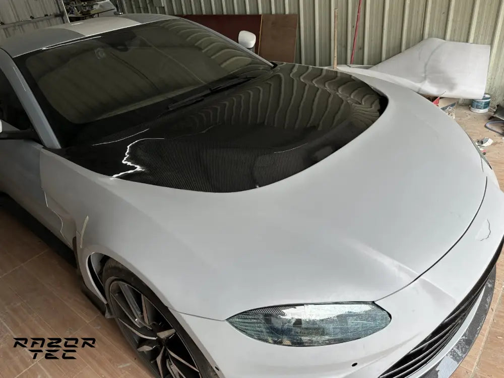 ASTON MARTIN VANTAGE V8 CARBON BODY KIT