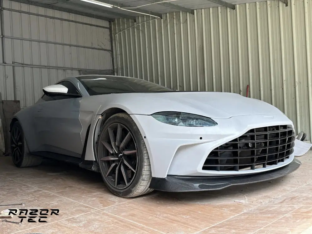 ASTON MARTIN VANTAGE V8 CARBON BODY KIT