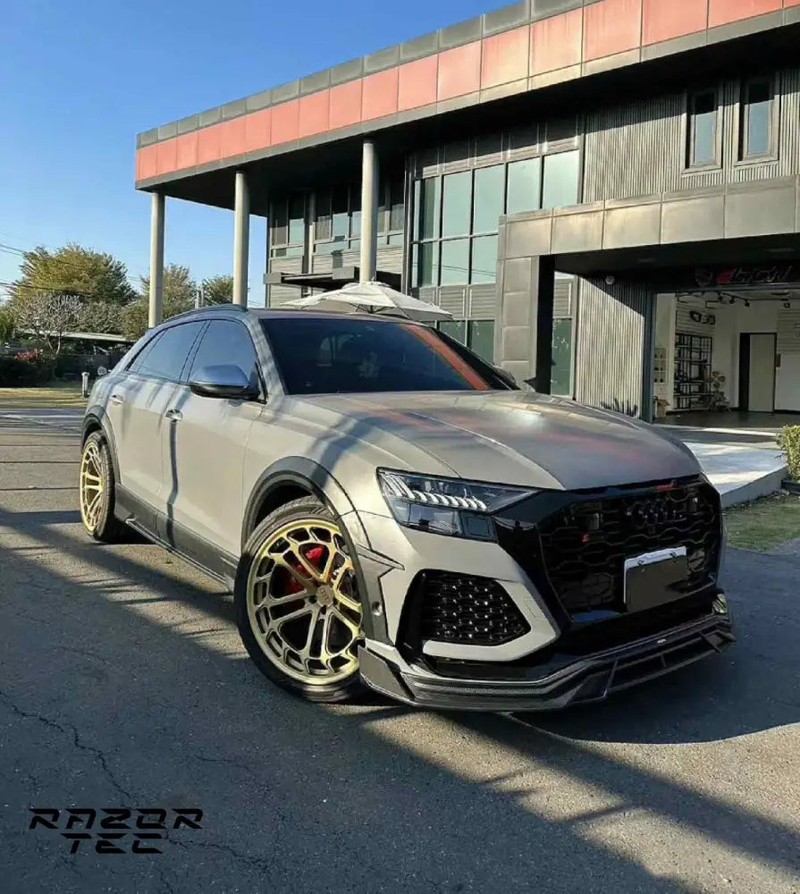 AUDI RSQ8 CARBON FIBER KIT