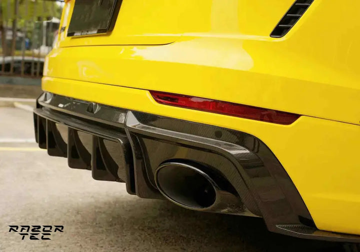 AUDI RSQ8 CARBON FIBER KIT