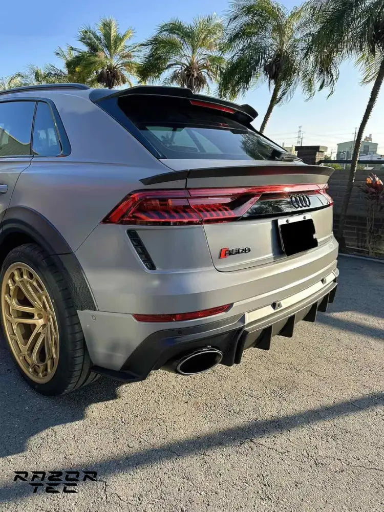 AUDI RSQ8 CARBON FIBER KIT