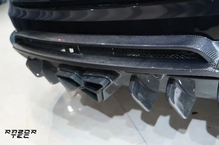 AUDI RSQ8 DRY CARBON BODY KIT