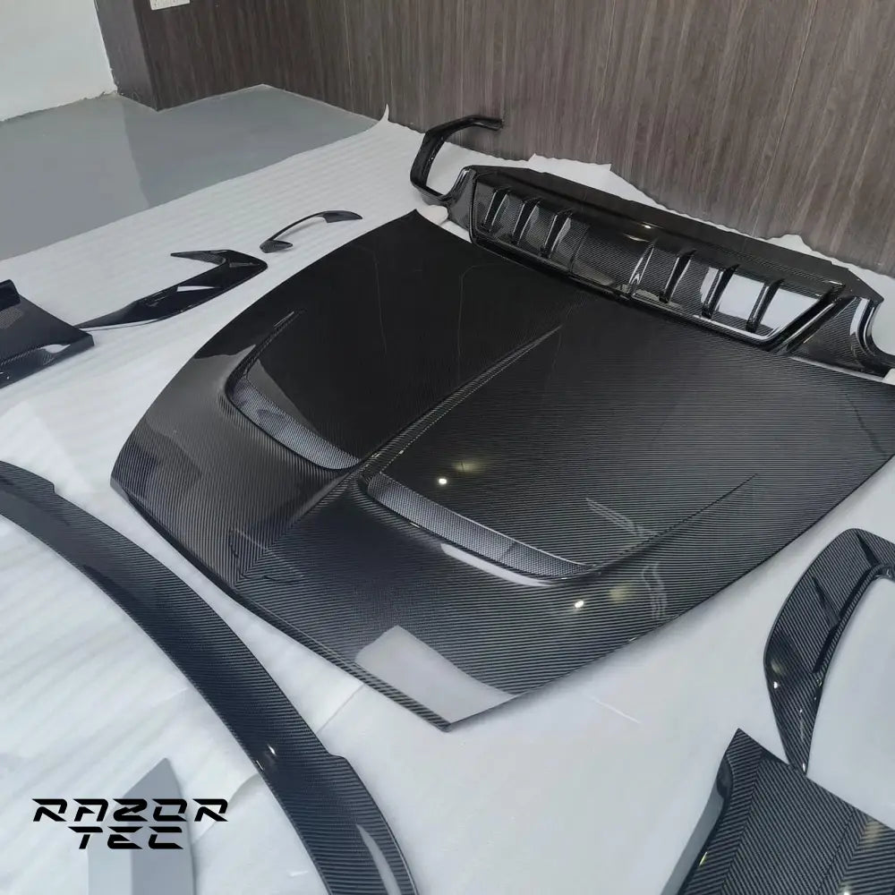 BENTLEY BENTAYGA CARBON WIDEBODY KIT 2020+