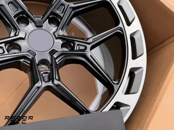 RIVIAN R1S FORGED WHEELS