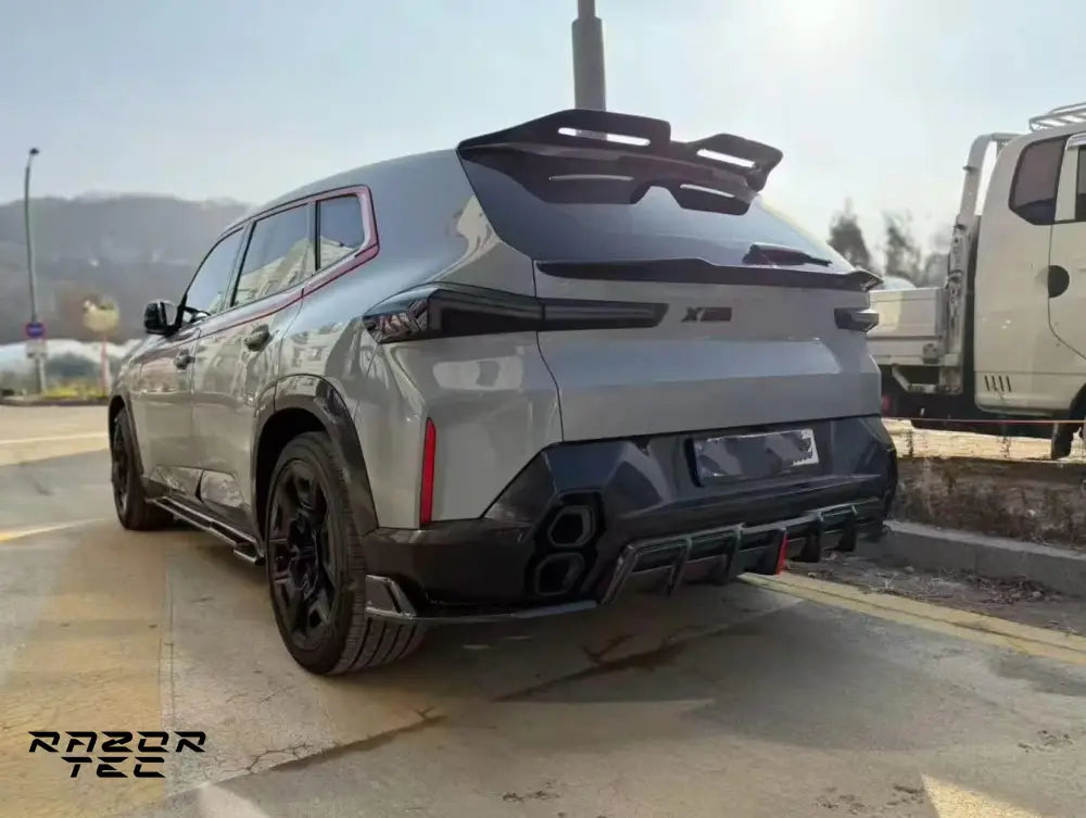 BMW XM CARBON FIBER BODY KIT III