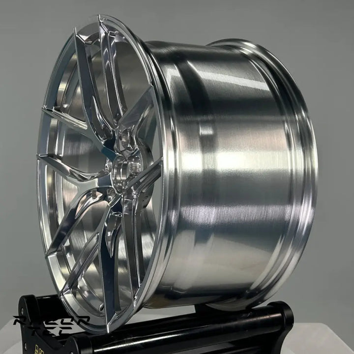 DARK SMOKED POLISHED MONOBLOCK FORGED WHEELS