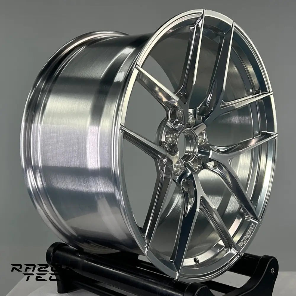 DARK SMOKED POLISHED MONOBLOCK FORGED WHEELS