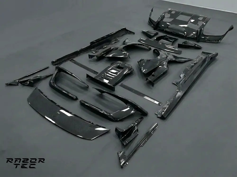FERRARI 12CILINDRI CARBON FIBER PARTS