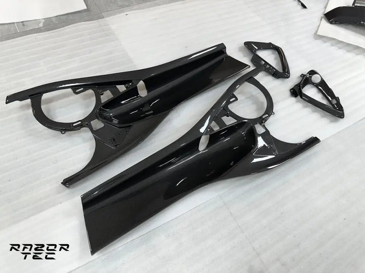 FERRARI 812 CARBON PARTS