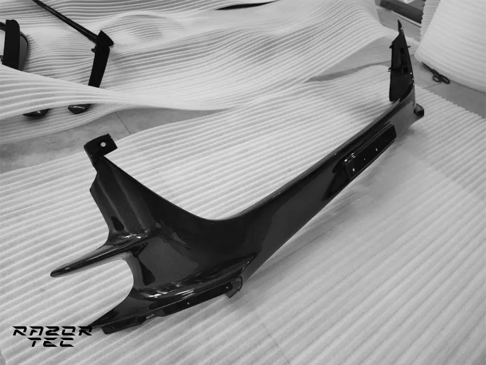 FERRARI 812 CARBON PARTS