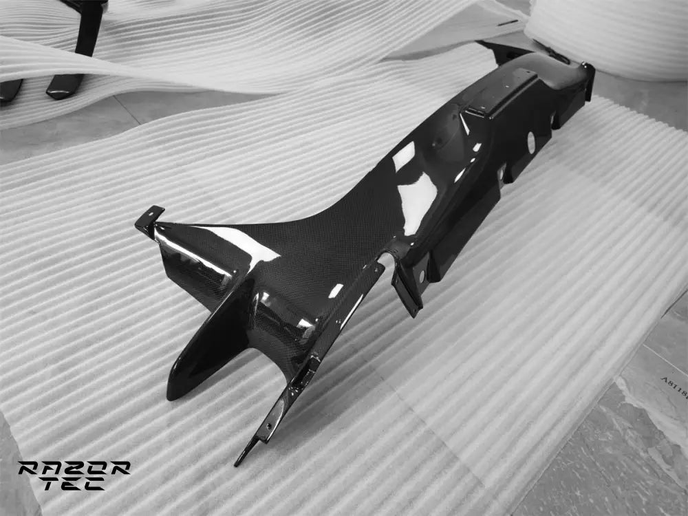 FERRARI 812 CARBON PARTS