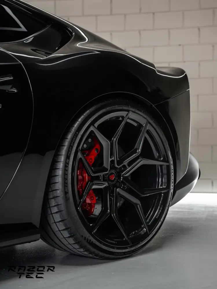 FERRARI 812 ON CUSTOM FORGED WHEELS