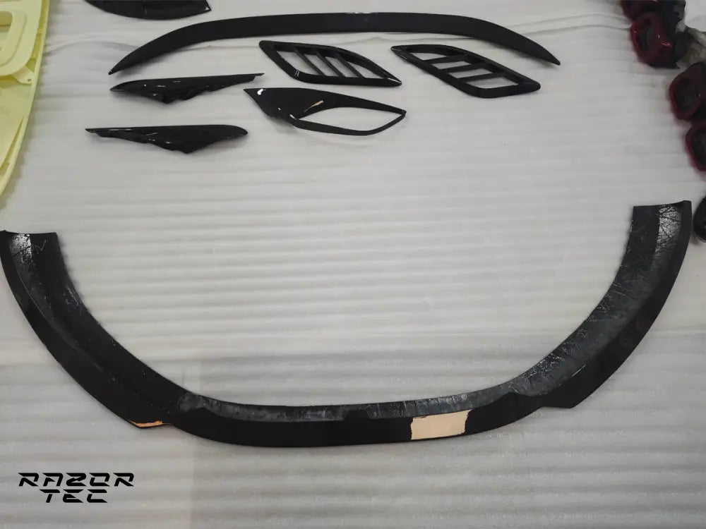 FERRARI PORTOFINO CARBON PARTS