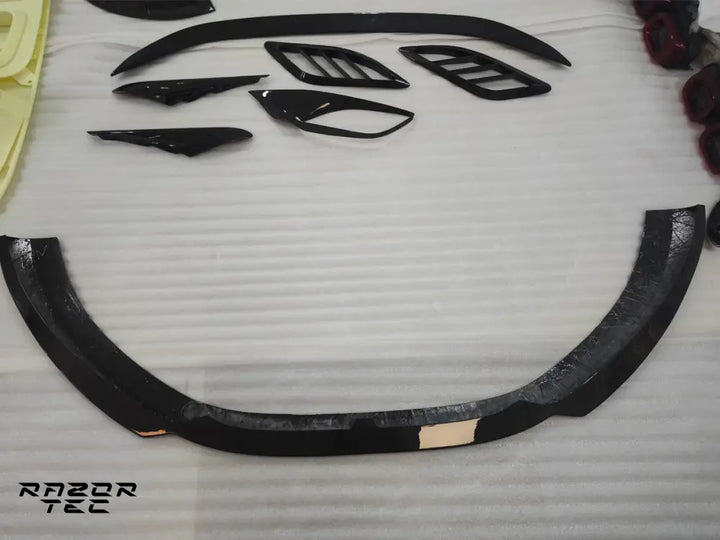 FERRARI PORTOFINO CARBON PARTS