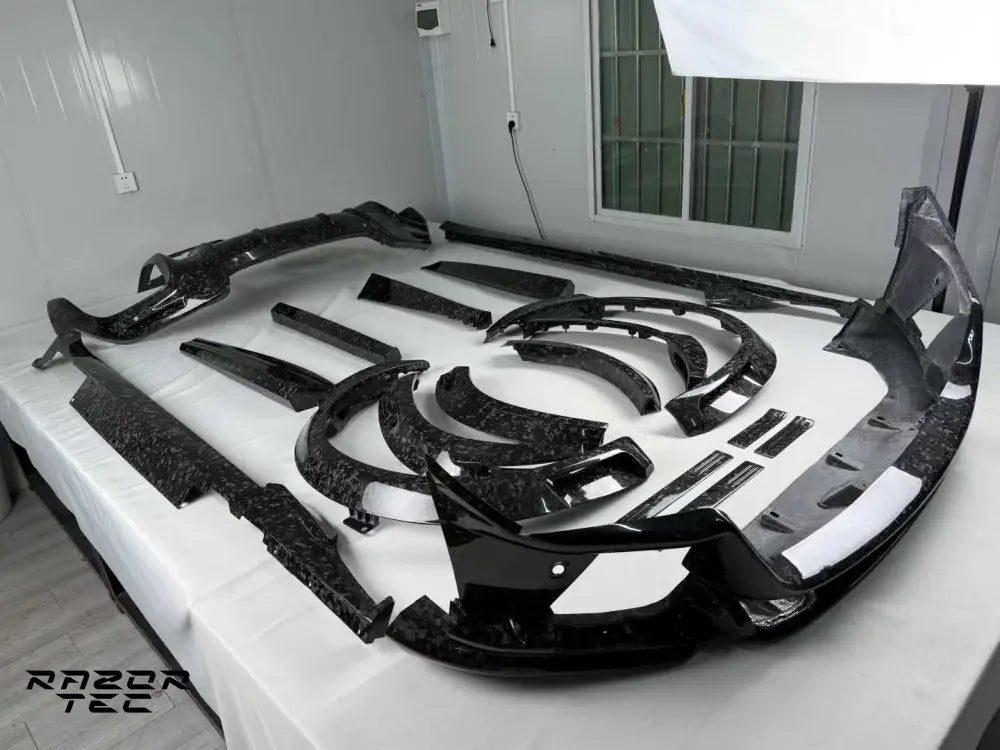 FERRARI PUROSANGUE FORGED CARBON KIT