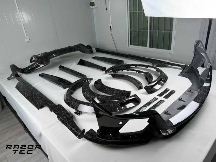 FERRARI PUROSANGUE FORGED CARBON KIT