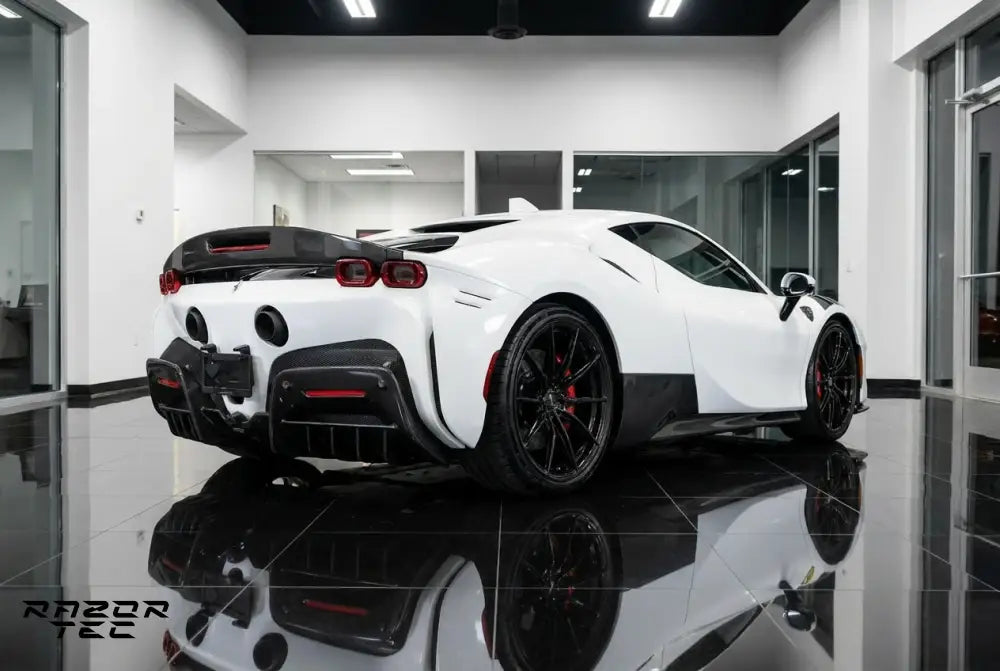 FERRARI SF90 CARBON BODY KIT
