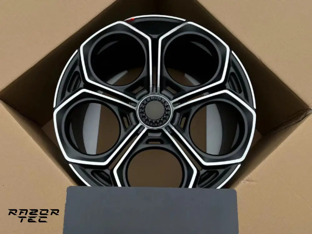 LAMBORGHINI AVENTADOR LP800 FORGED WHEELS