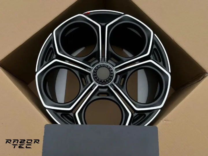 LAMBORGHINI AVENTADOR LP800 FORGED WHEELS