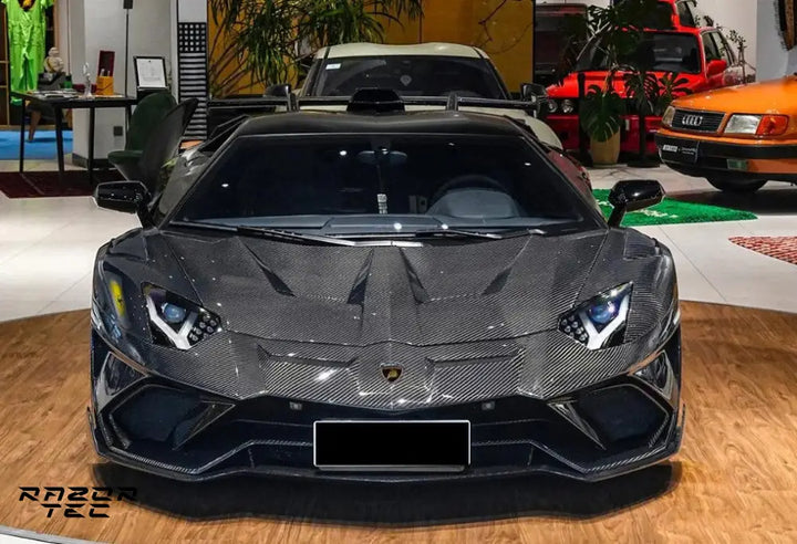 LAMBORGHINI AVENTADOR LP700 WIDEBODY KIT
