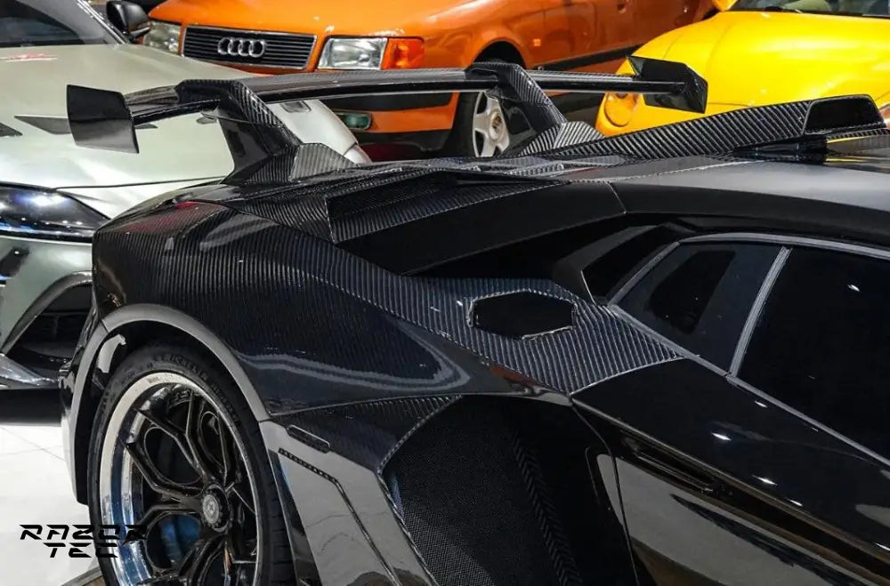 LAMBORGHINI AVENTADOR LP700 WIDEBODY KIT