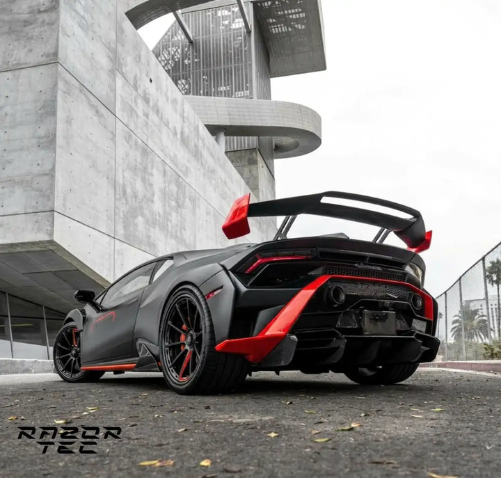 LAMBORGHINI HURACAN STO CARBON PARTS