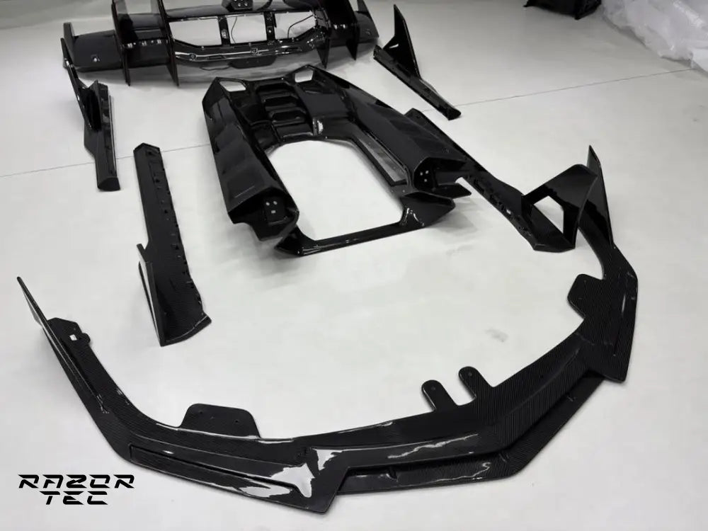 LAMBORGHINI REVUELTO CARBON KIT