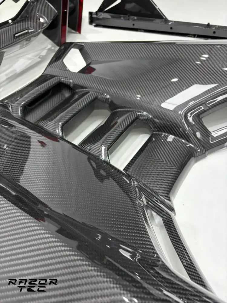 LAMBORGHINI REVUELTO CARBON KIT