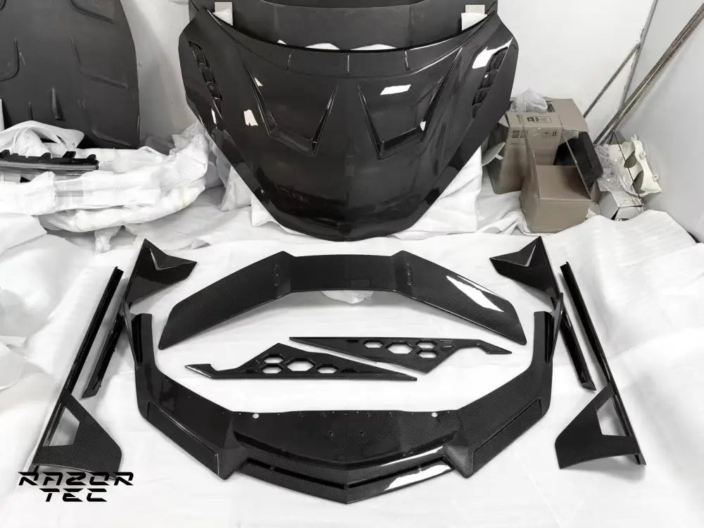LAMBORGHINI REVUELTO CARBON RAZOR KIT