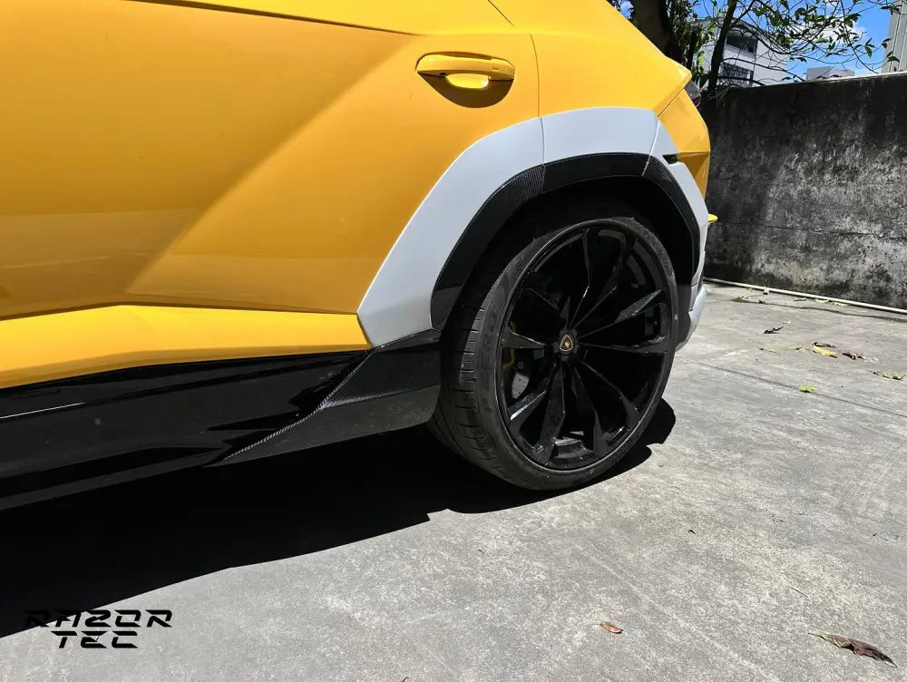 LAMBORGHINI URUS S CARBON FIBER WIDE BODY KIT