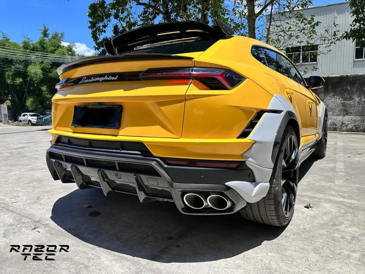 LAMBORGHINI URUS S CARBON FIBER WIDE BODY KIT