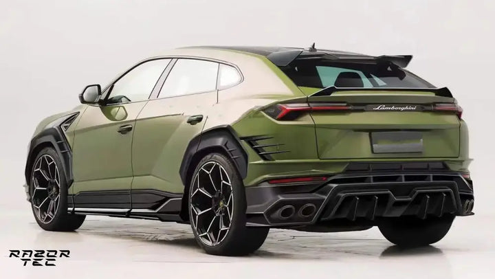 LAMBORGHINI URUS CARBON FIBER AERO PARTS 2023+