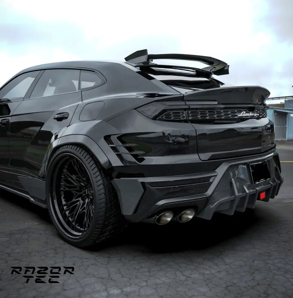 LAMBORGHINI URUS SE CARBON FIBER WIDE BODY KIT