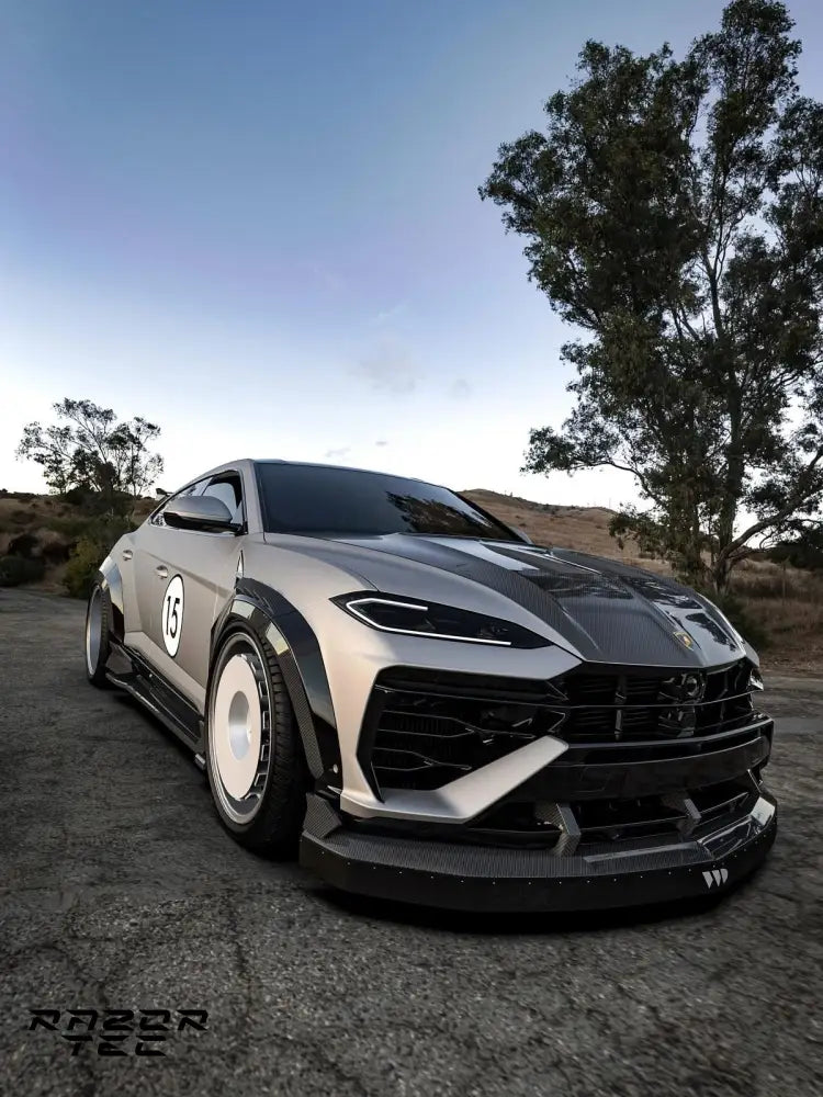 LAMBORGHINI URUS SE CARBON FIBER WIDE BODY KIT