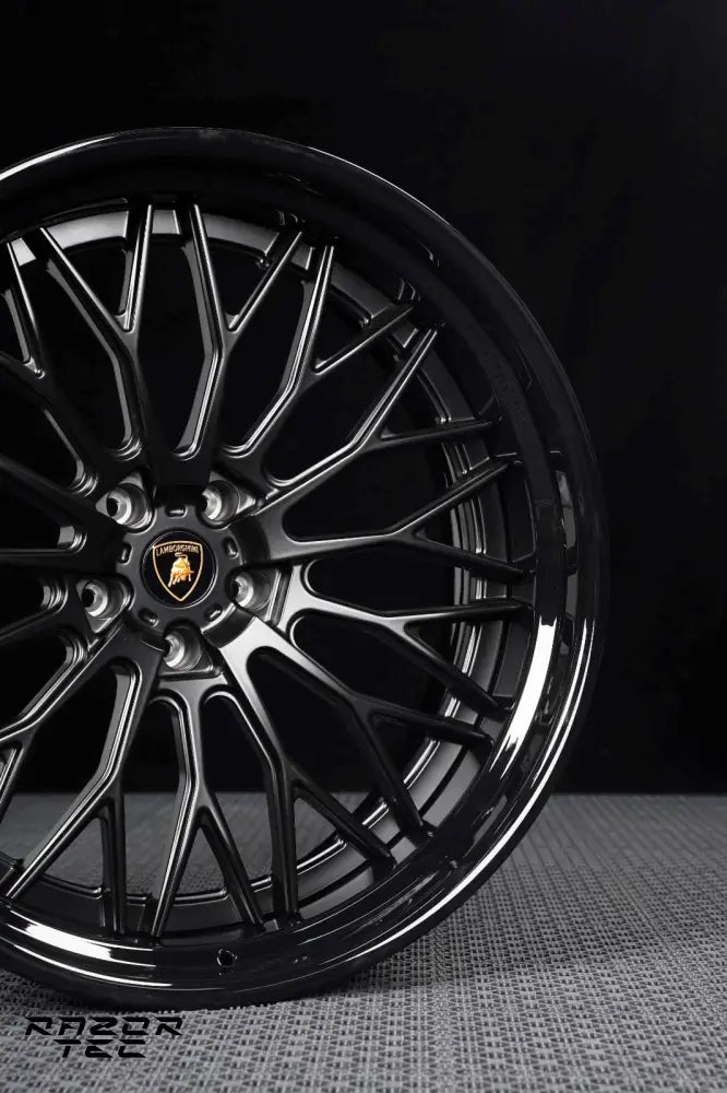 LAMBORGHINI URUS WIDEBODY 24’ FORGED WHEELS