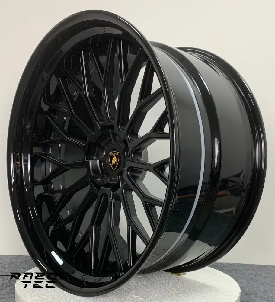 LAMBORGHINI WIDEBODY URUS WHEELS - VIDEO