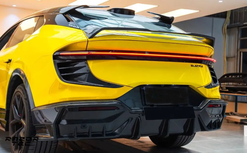 LOTUS ELETRE CARBON BODY KIT